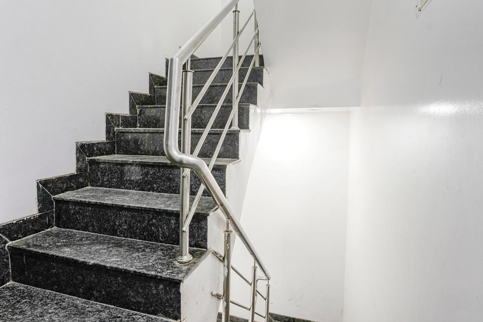 Fabhotel Sai Plaza Executive - Chatrapati Sambhaji Aurangabad  Ngoại thất bức ảnh